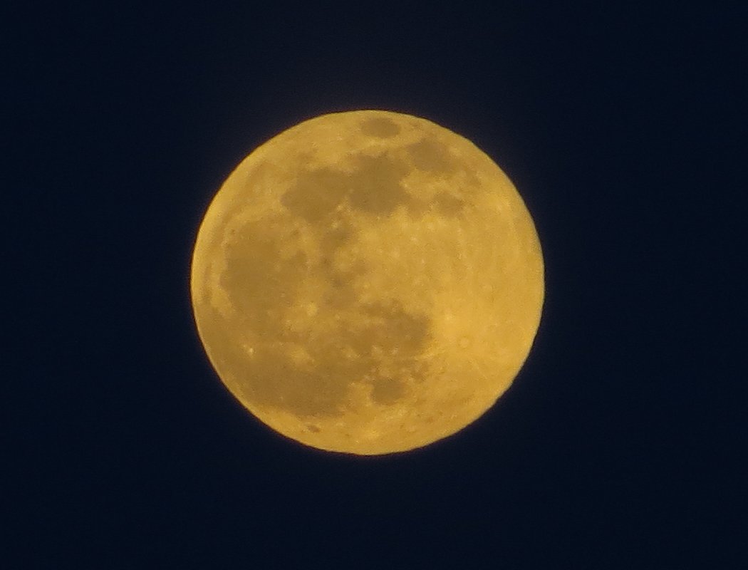 Full Moon; 3 May 2015